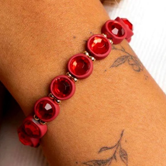 LOVISA Contemporary Gold Bead/Ruby Red Crystal Bracelet**NEW! - Picture 5 of 5